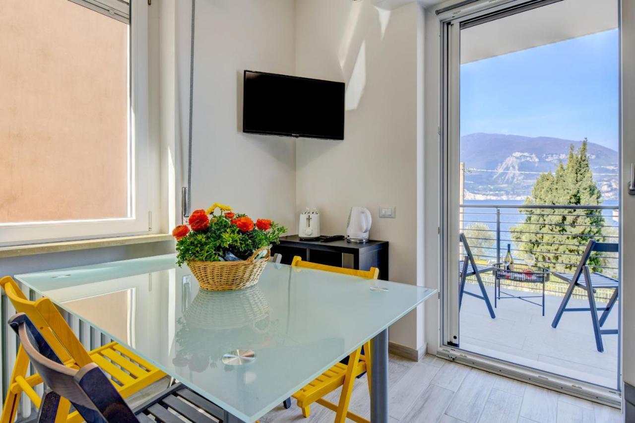 Studio Baldo - Brenzone Holiday Apartments Extérieur photo
